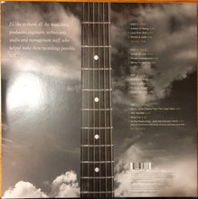 Load image into Gallery viewer, DIRE STRAITS - PRIVATE INVESTIGATIONS: THE BEST OF DIRE STRAITS & MARK KNOPFLER (2LP) (USED VINYL 2005 UK/EURO M-/M-)