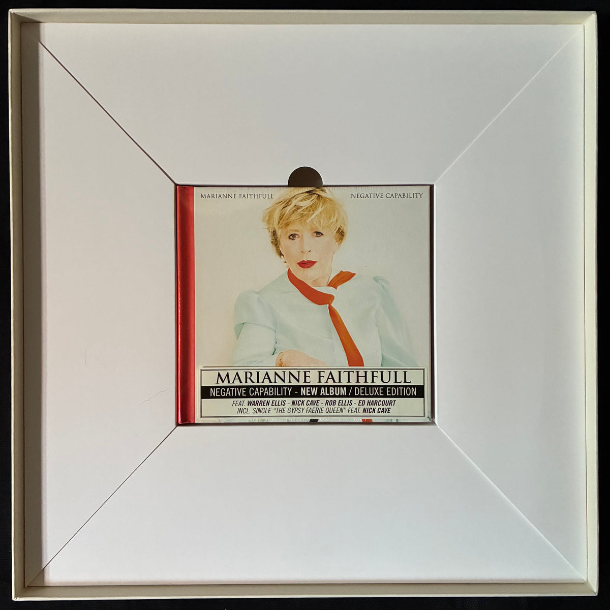 MARIANNE FAITHFULL - NEGATIVE CAPABILITY (LP+CD BOX SET) (USED VINYL 2018 FRANCE M-/M-)