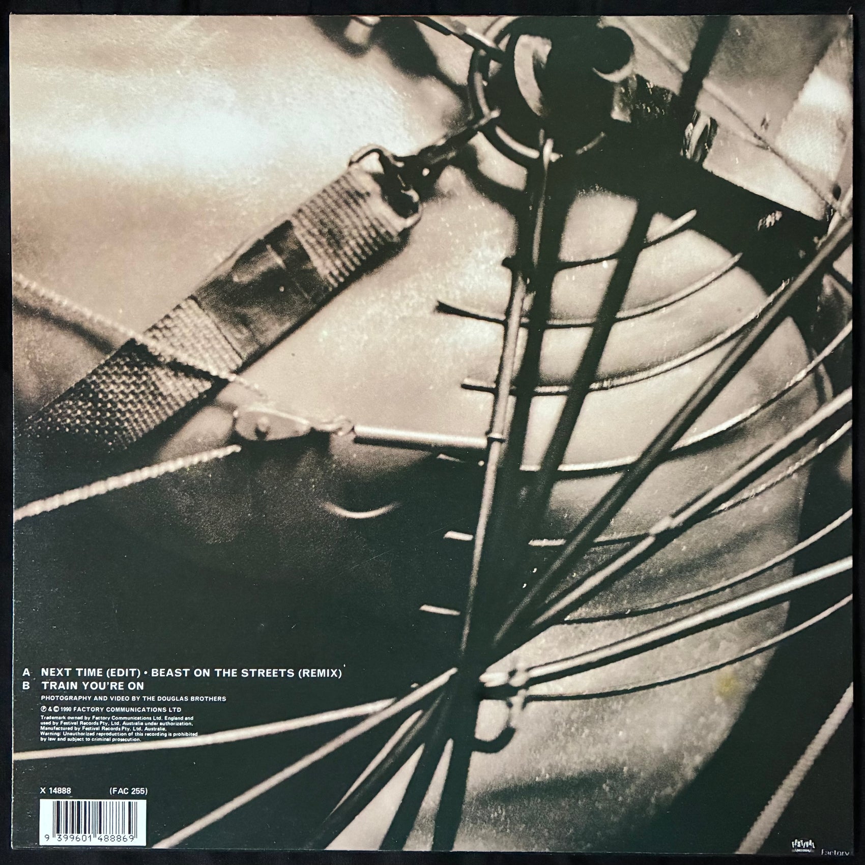 CATH CARROLL - BEAST (12") (USED VINYL 1990 AUS M-/M-)