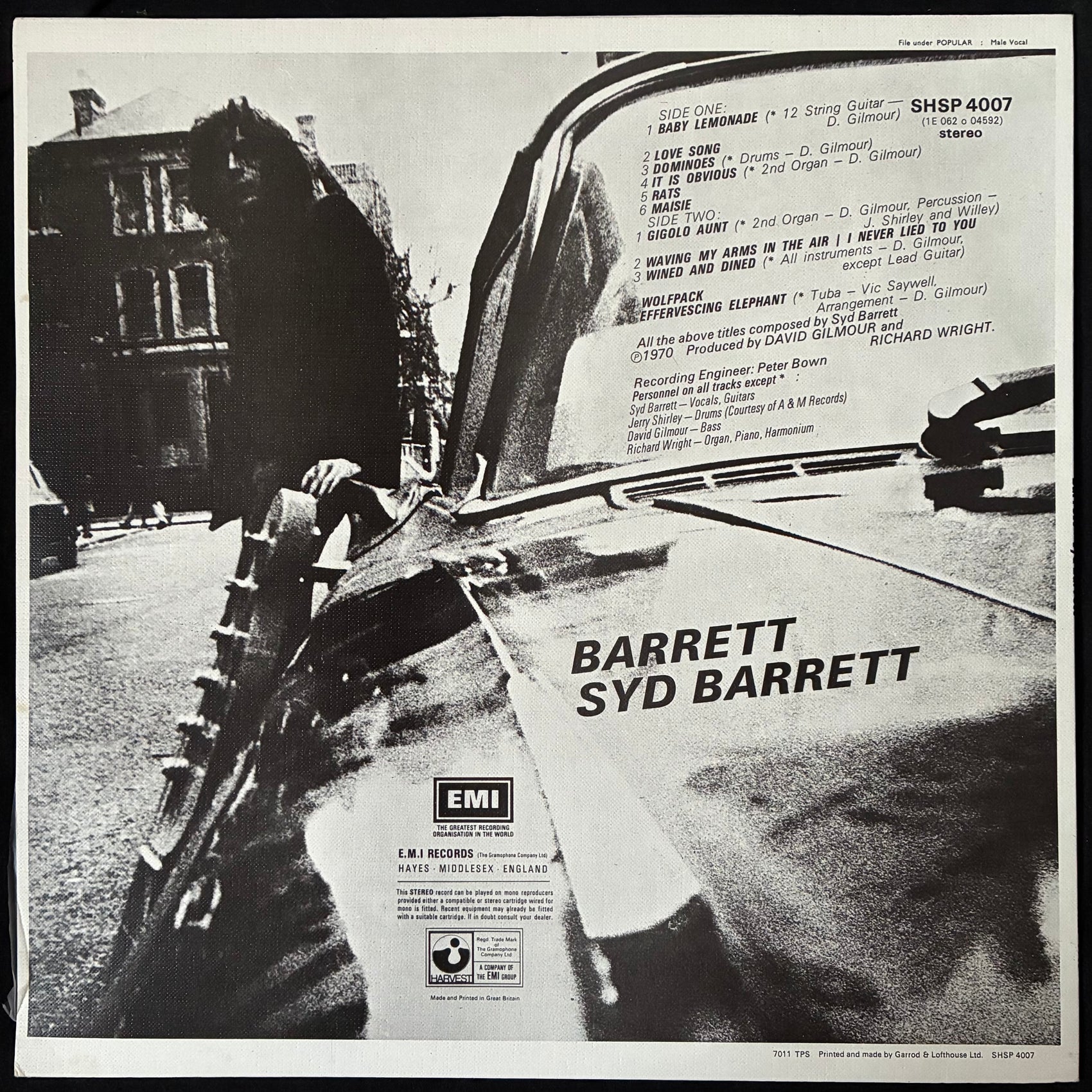 SYD BARRETT - BARRETT (TEXTURED SLEEVE) (USED VINYL 1982 UK M-/M-)