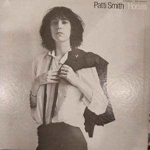 PATTI SMITH - HORSES (USED VINYL 1975 US EX-/EX)