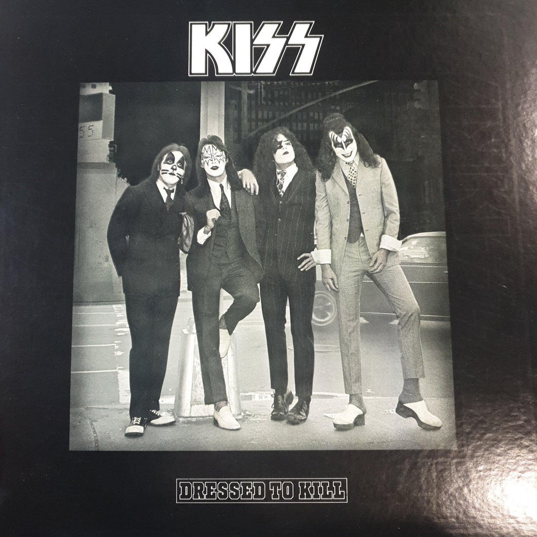 KISS - DRESSED TO KILL (USED VINYL 1977 JAPANESE EX/M-)