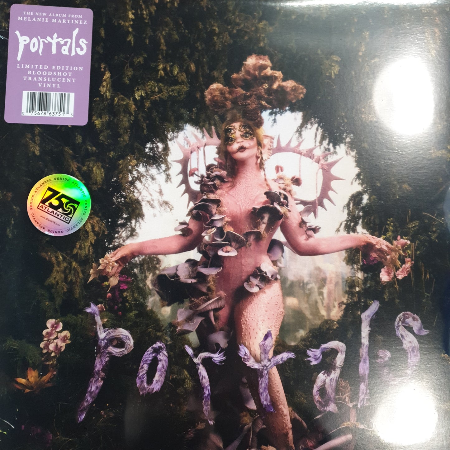 MELANIE MARTINEZ - PORTALS (BLOODSHOT COLOURED) VINYL