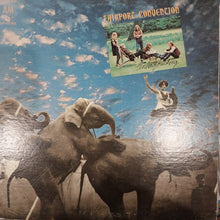 Load image into Gallery viewer, FAIRPORT CONVENTION - UNHALFBRICKING (USED VINYL 1969 U.S. EX+ EX+)
