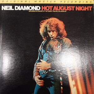 NEIL DIAMOND - HOT AUGUST NIGHT (ORIGINAL MASTER REXORDING)(USED VINYL 1980 U.S. 2LP M- EX+)