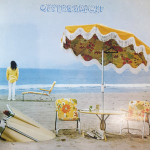 NEIL YOUNG - ON THE BEACH (USED VINYL 1974 JAPANESE M-/M-)