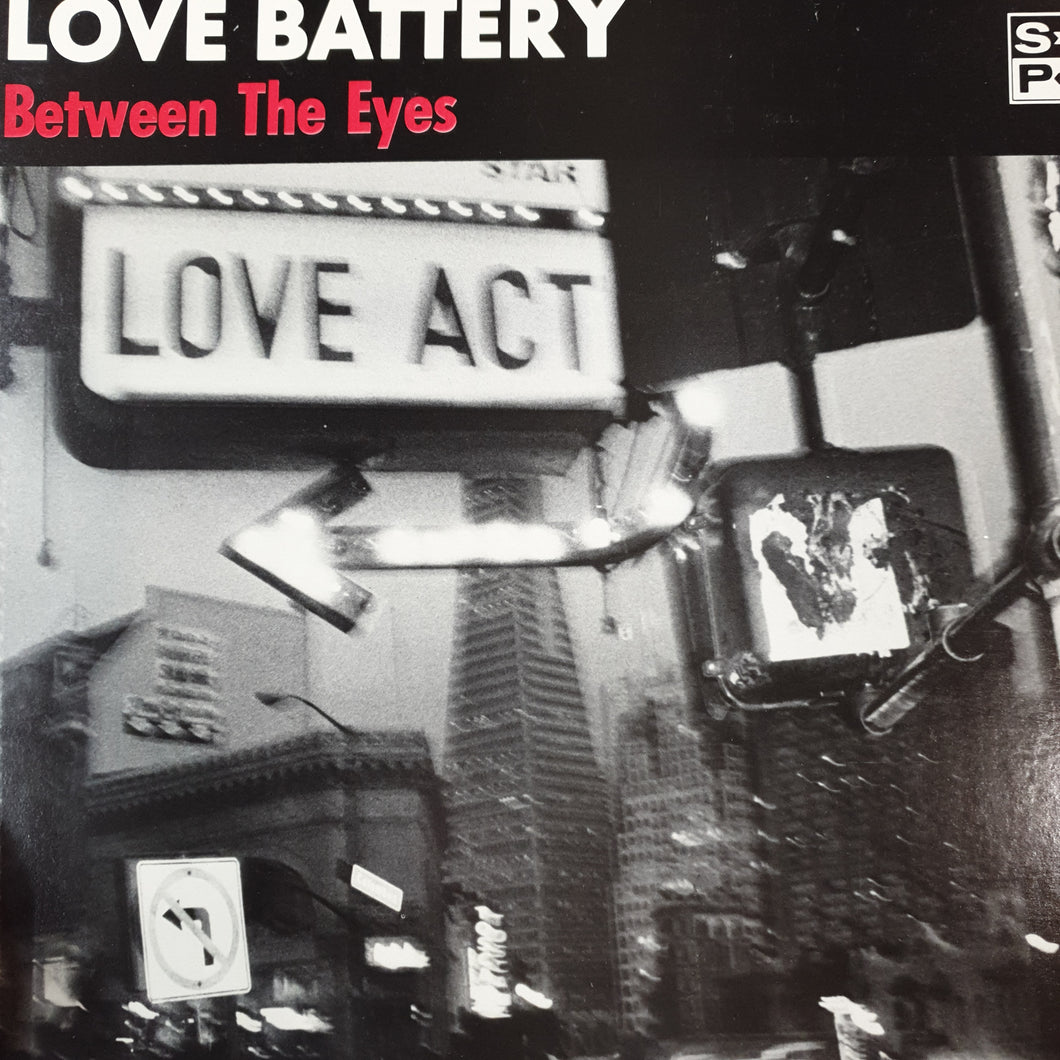 LOVE BATTERY - BETWEEN THE EYES (YELLOW COLOURED) (10
