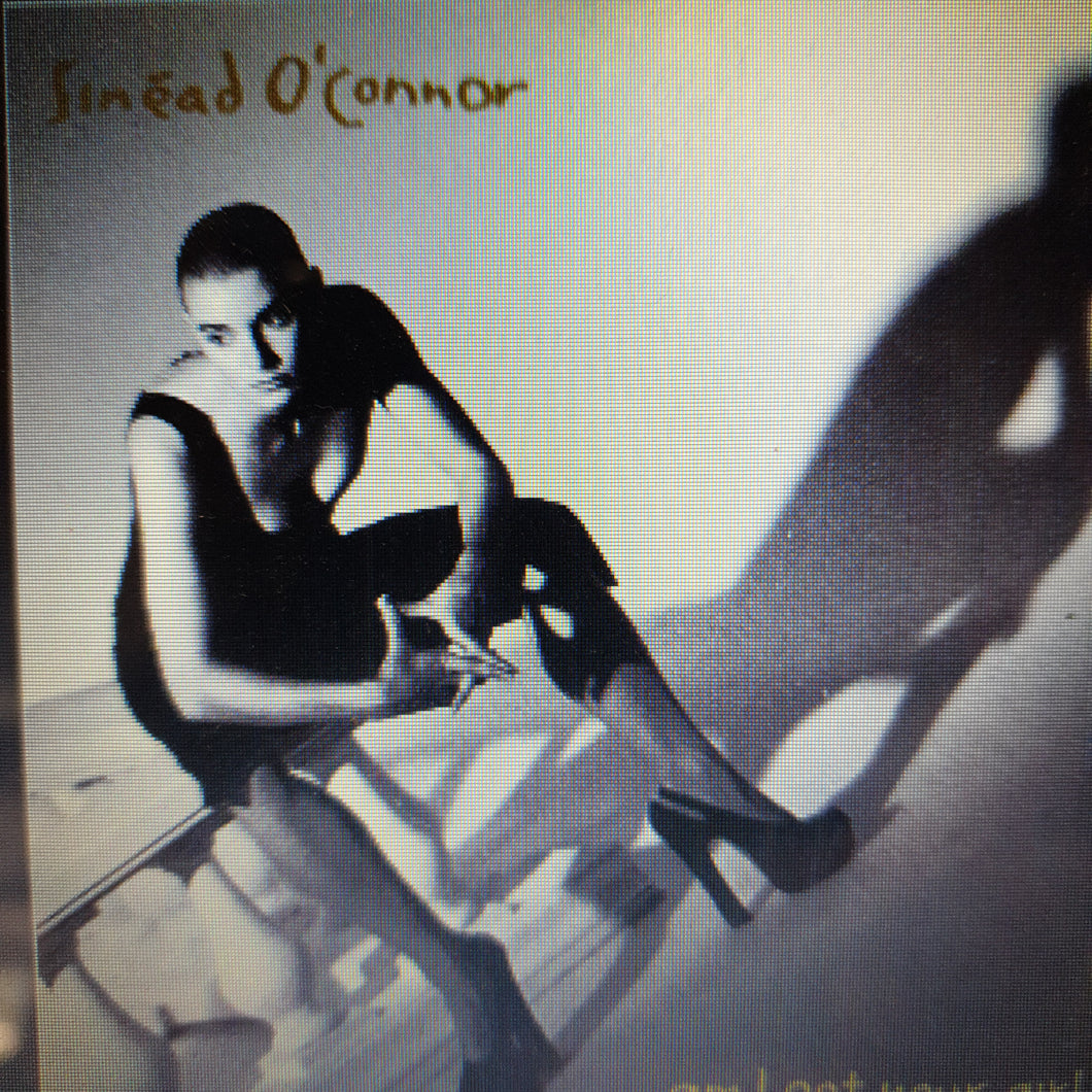SINEAD O'CONNOR - AM I NOT YOUR GIRL? VINYL