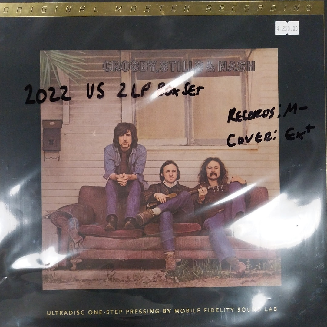 CROSBY, STILLS AND NASH - SELF TITLED (ORIGINAL MASTERS RECORDING)(USED VINYL 2022 U.S. 2LP BOX SET M- EX+)