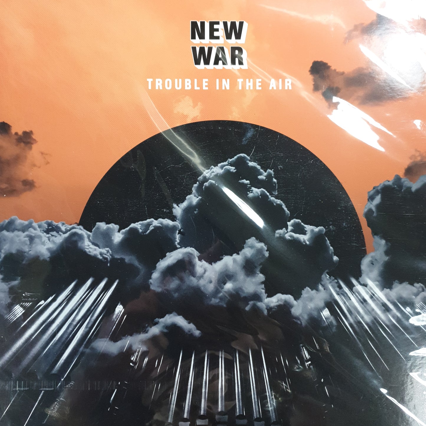 NEW WAR - TROUBLE IN THE AIR VINYL