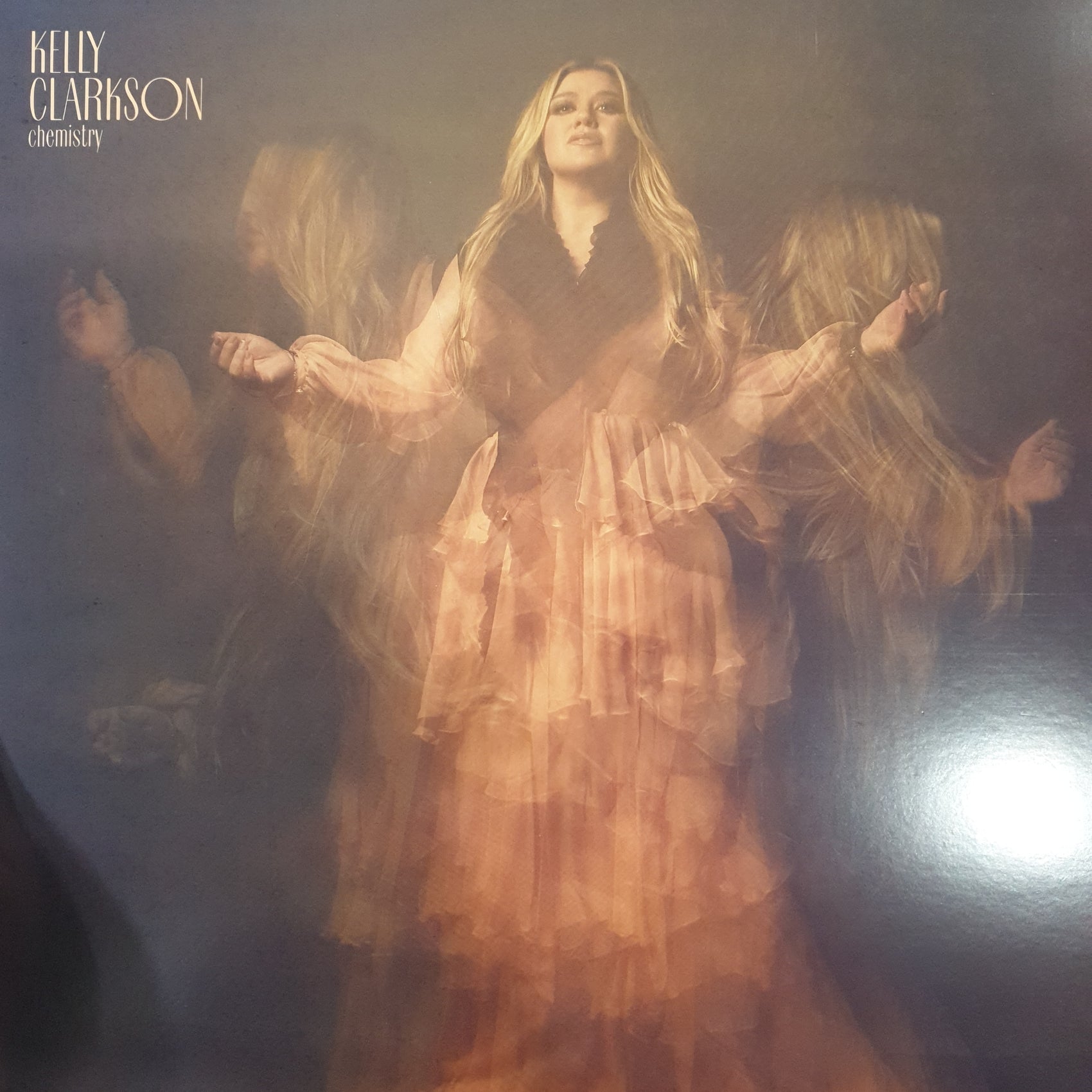 KELLY CLARKSON - CHEMISTRY(YELLOW AND BLACK COLOURED) (USED VINYL