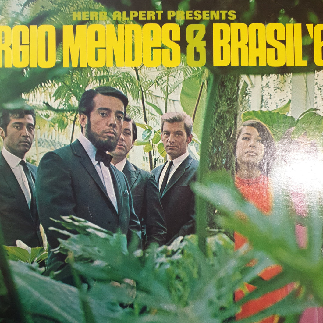 HERB ALPERT - SERGIO MENDES & BRAZIL '66 (MOBILE FIDELITY PRESSING) (USED VINYL 1983 US M-/EX)