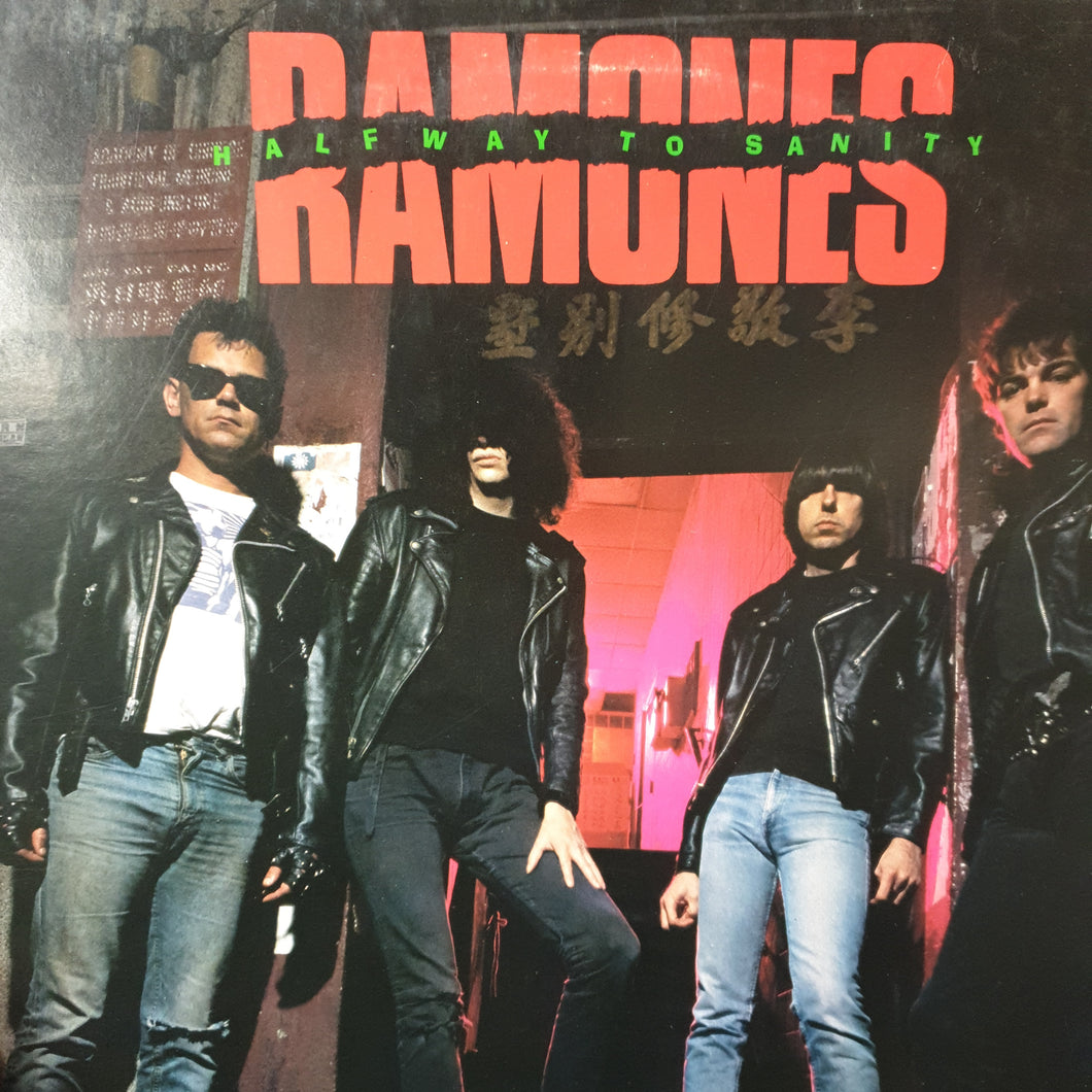 RAMONES - HALFWAY TO SANITY (USED VINYL 1987 US M-/EX+)