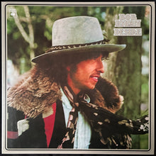 Load image into Gallery viewer, BOB DYLAN - DESIRE (USED VINYL 2017 EU M-/M-)
