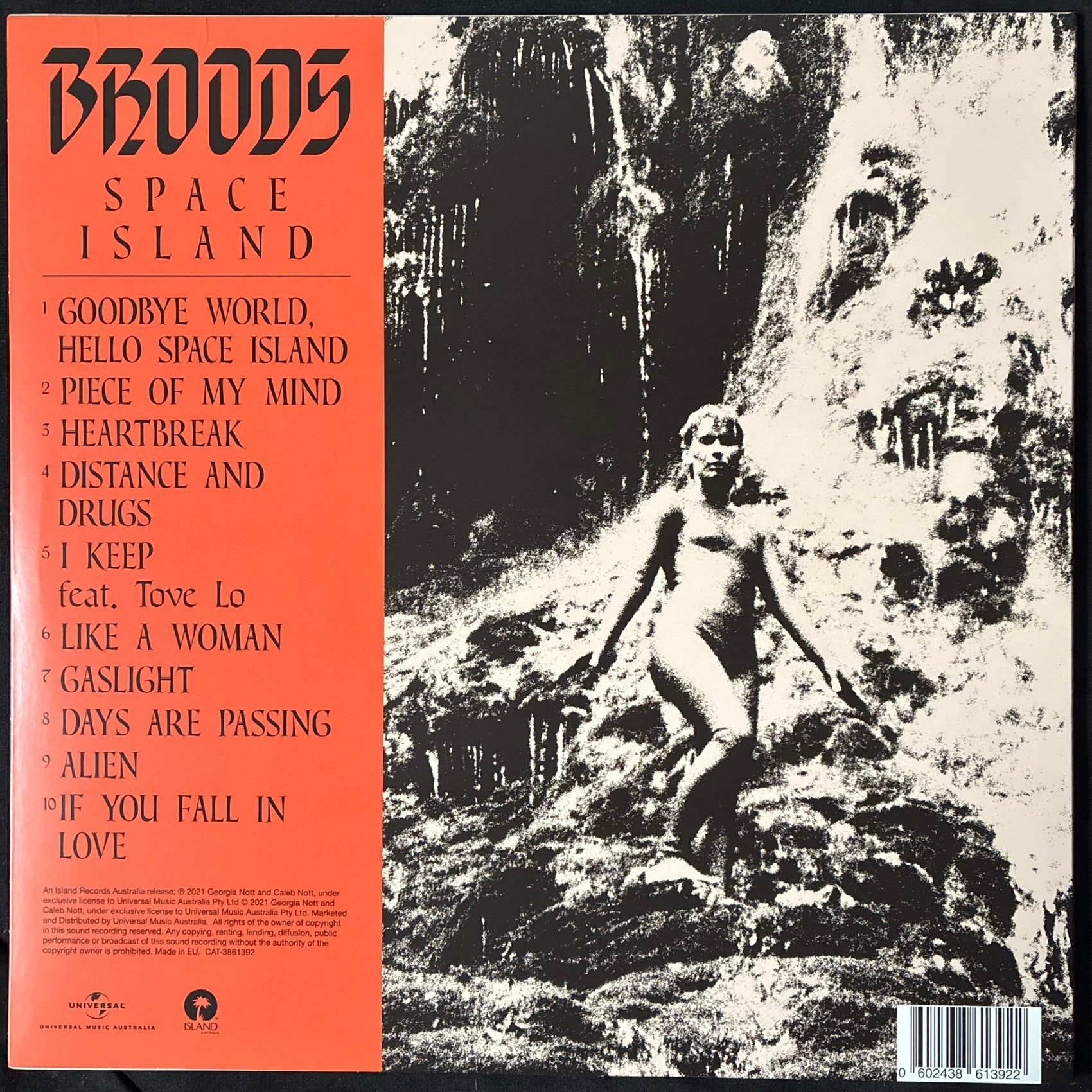 BROODS - SPACE ISLAND (USED VINYL 2021 AUS M-/M-)
