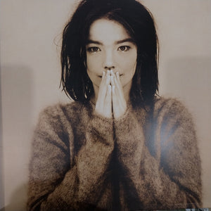 BJORK - DEBUT (USED VINYL 2015 U.K. BEIGE M- M-)