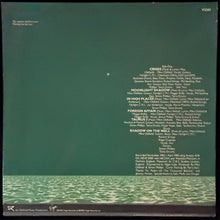 Load image into Gallery viewer, MIKE OLDFIELD - CRISES (USED VINYL 1983 UK M-/EX+)
