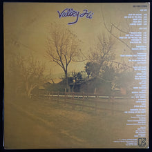 Load image into Gallery viewer, IAN MATTHEWS - VALLEY HI (PROMO) (USED VINYL 1973 US M-/EX)
