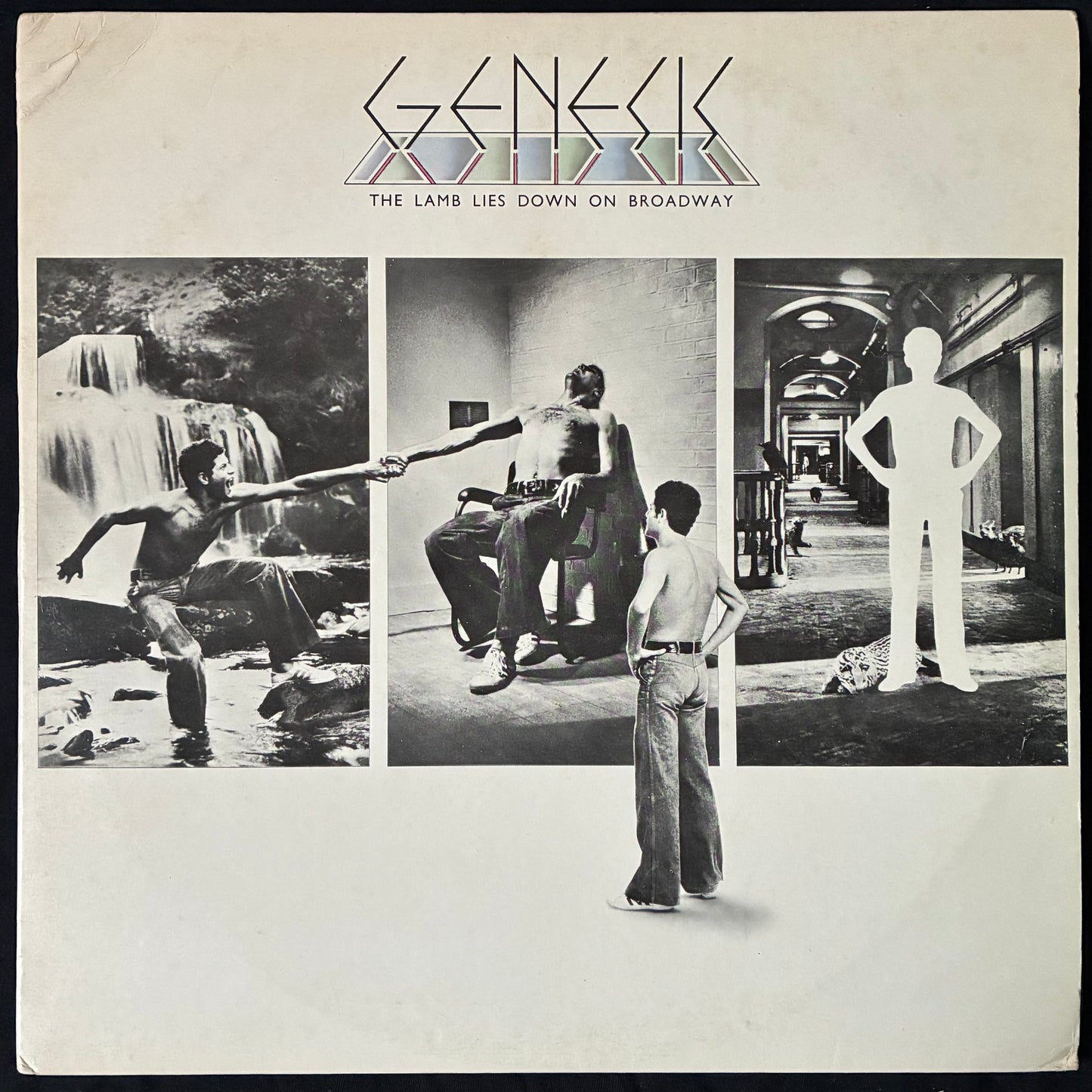 GENESIS - THE LAMB LIES DOWN ON BROADWAY (2LP) (USED VINYL 1974 UK EX+/EX)