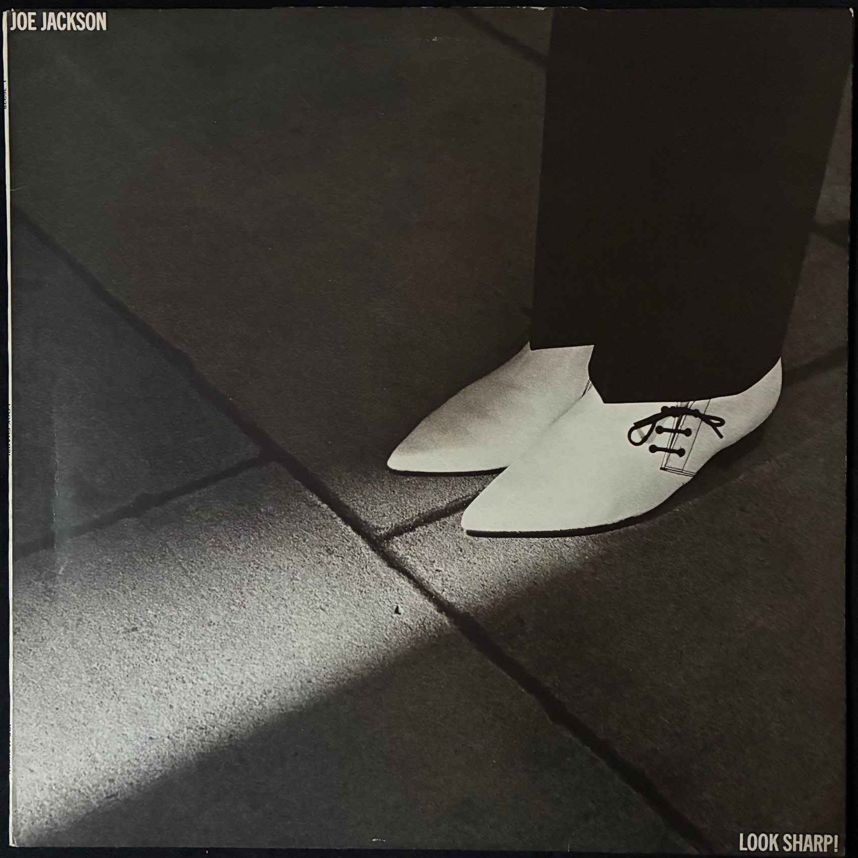 JOE JACKSON - LOOK SHARP! (USED VINYL 1979 AUS M-/EX-)