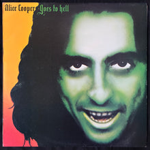 Load image into Gallery viewer, ALICE COOPER - GOES TO HELL (USED VINYL 1976 AUS M-/EX+)
