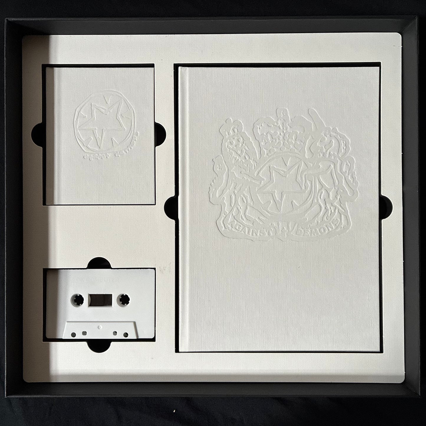 RADIOHEAD - OK COMPUTER OKNOTOK 1997-2017 (3LP+NOTEBOOK+CASSETTE BOX SET) (USED VINYL BOX SET 2017 M-/M-)