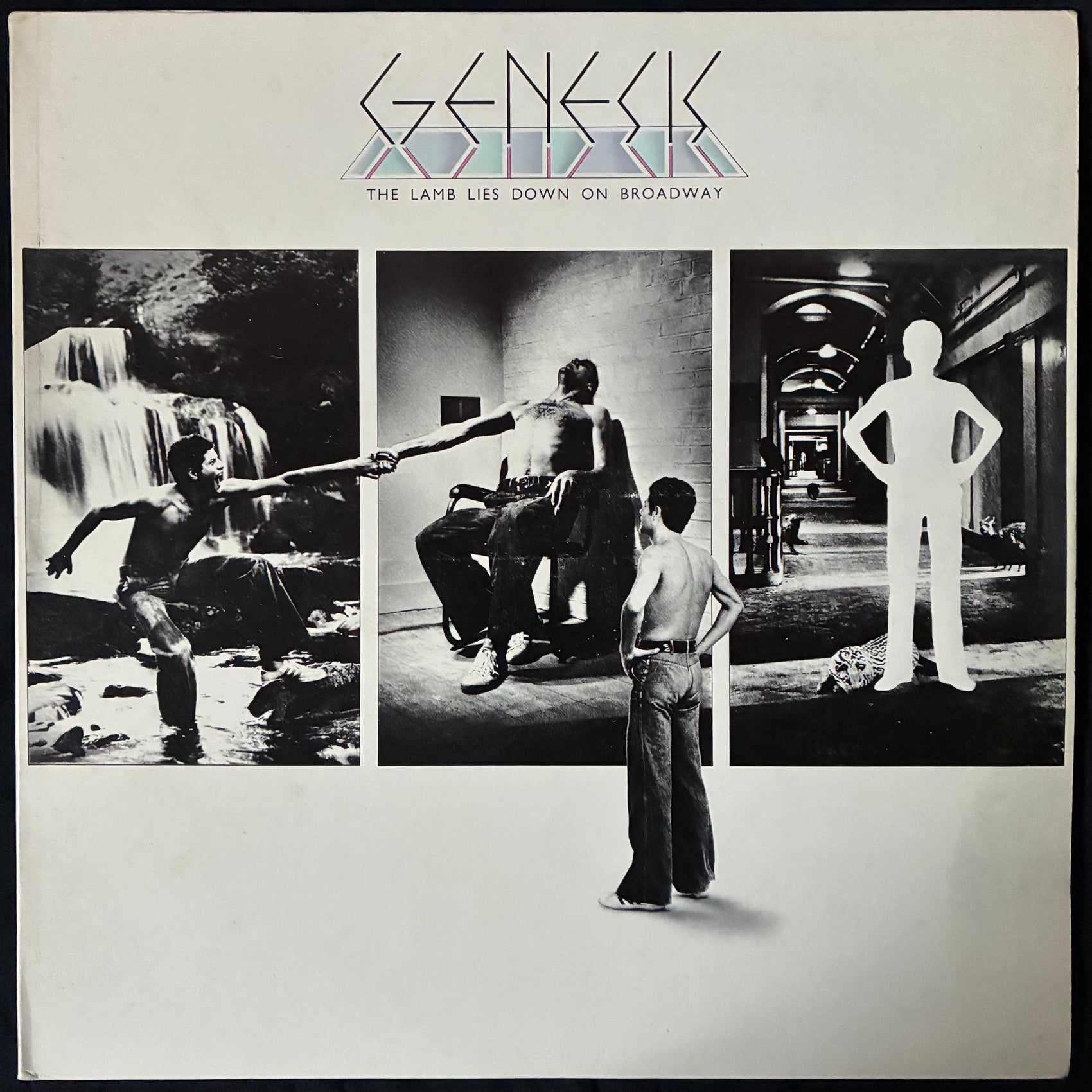GENESIS - THE LAMB LIES DOWN ON BROADWAY (2LP) (USED VINYL 1974 US M-/EX)