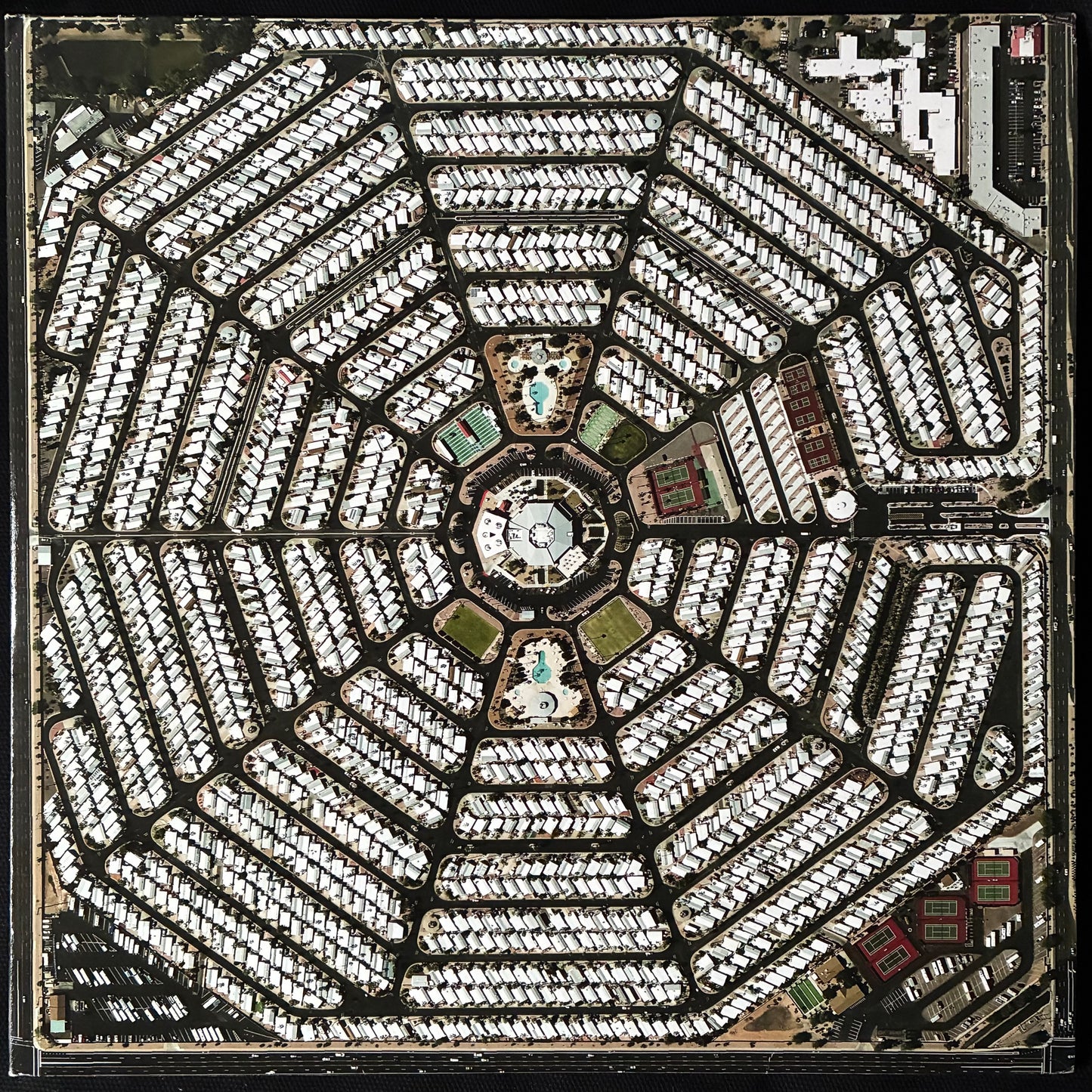 MODEST MOUSE - STRANGERS TO OURSELVES (2LP) (USED VINYL 2015 US M-/EX+)