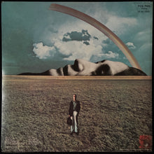 Load image into Gallery viewer, JOHN LENNON - MIND GAMES (FIRST PRESSING) (USED VINYL 1973 UK M-/EX+)
