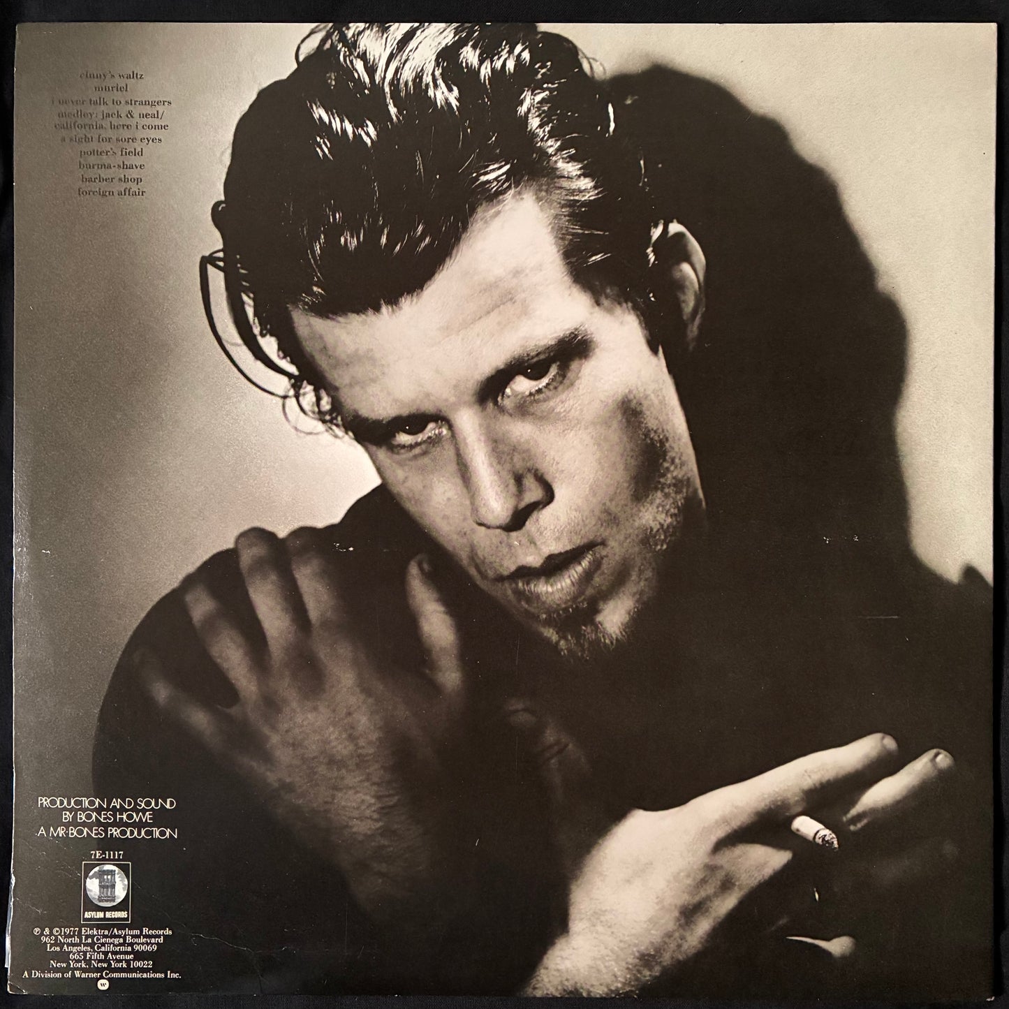 TOM WAITS - FOREIGN AFFAIRS (USED VINYL 1977 US M-/EX+)