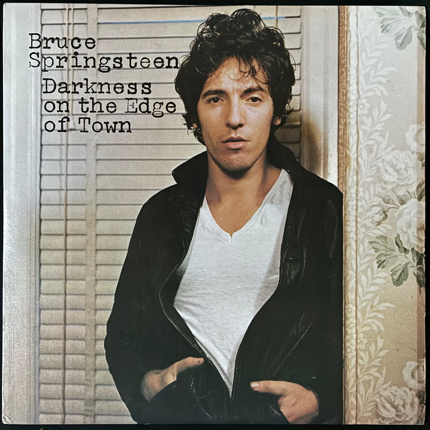 BRUCE SPRINGSTEEN - DARKNESS ON THE EDGE OF TOWN (USED VINYL 1978 CANADA EX/EX+)