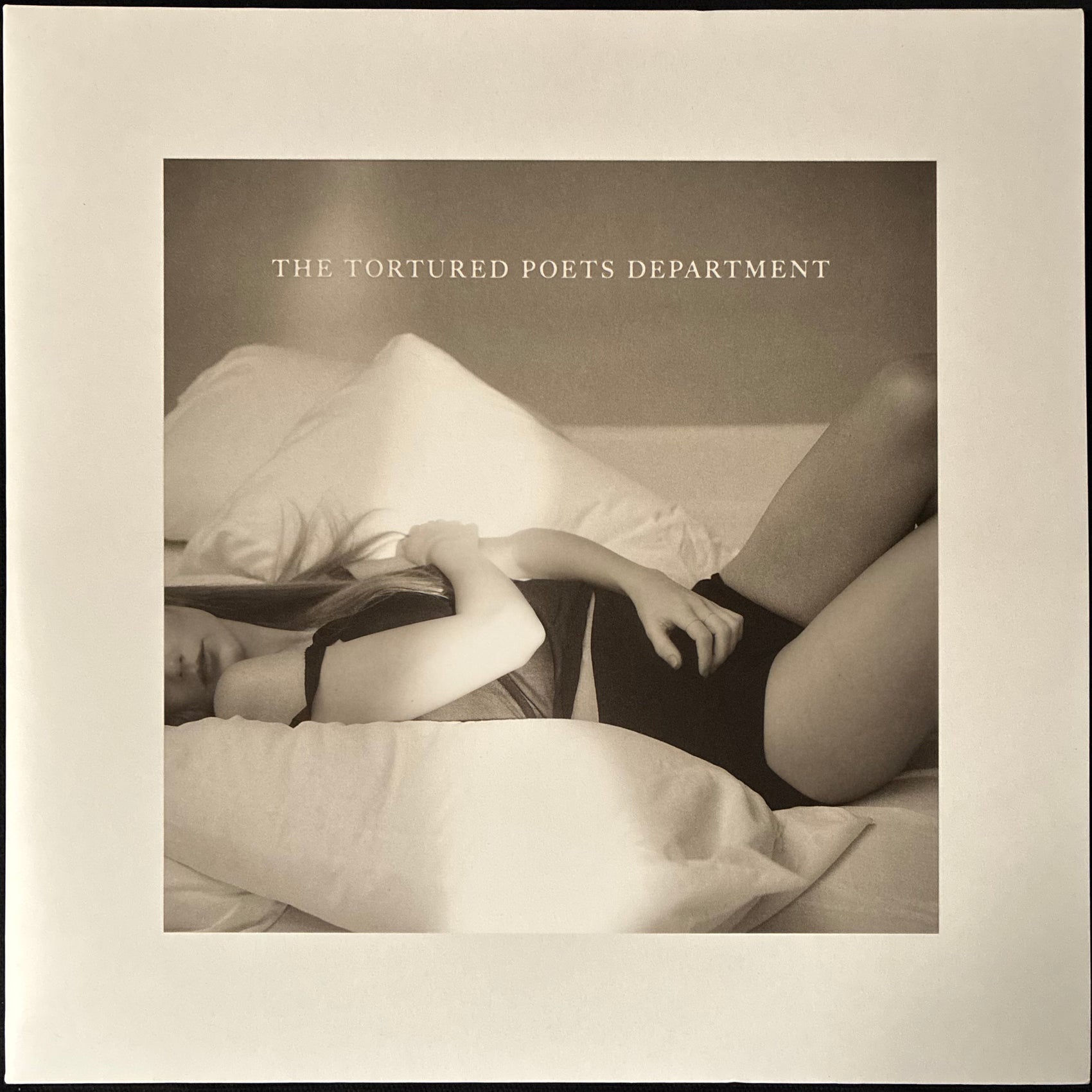 TAYLOR SWIFT - THE TORTURED POET'S DEPARTMENT (2LP) (WHITE COLOURED) (USED VINYL 2024 US M-/M-)