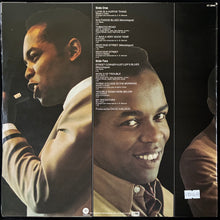Load image into Gallery viewer, LOU RAWLS - THE BEST OF LOU RAWLS (USED VINYL 1974 AUS M-/EX+)
