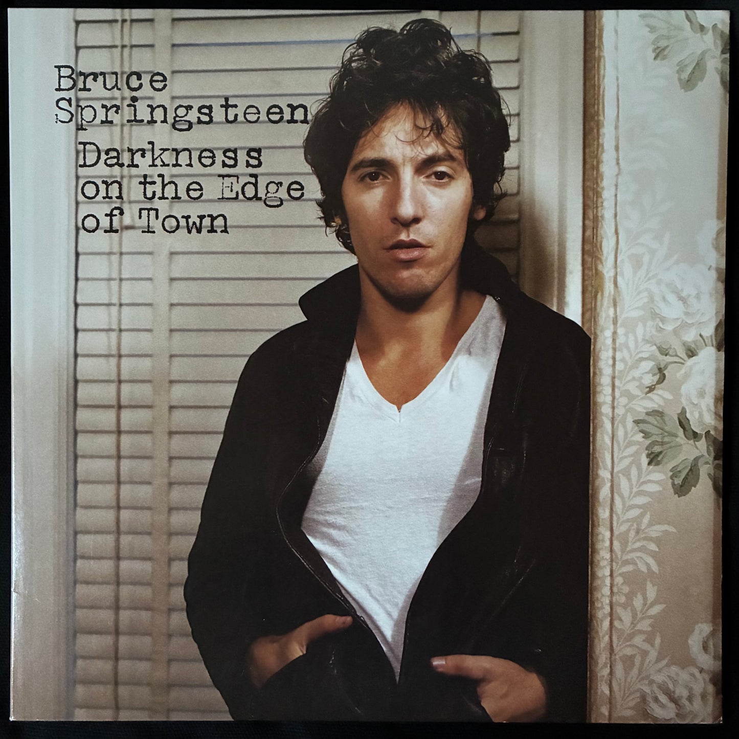 BRUCE SPRINGSTEEN - DARKNESS ON THE EDGE OF TOWN (180GM) (USED VINYL 2014 US M-/M-)