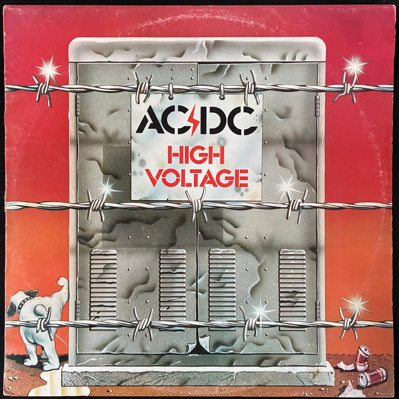 AC/DC - HIGH VOLTAGE (FIRST PRESSING) (USED VINYL 1975 AUS VG+/EX-)