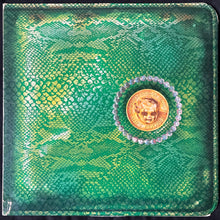 Load image into Gallery viewer, ALICE COOPER - BILLION DOLLAR BABIES (USED VINYL 1973 US EX/EX-)

