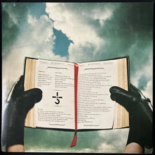 Load image into Gallery viewer, BLUE ÖYSTER CULT - ON YOUR FEET OR ON YOUR KNEES (2LP) (USED VINYL 1975 JAPAN M-/EX+)
