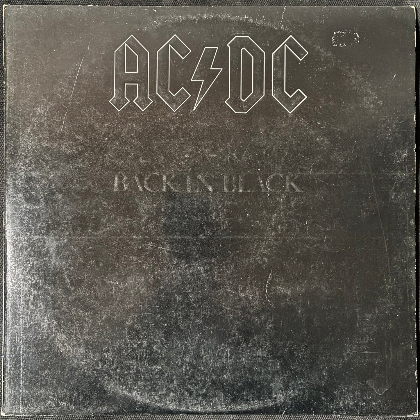 AC/DC - BACK IN BLACK (FIRST PRESSING) (USED VINYL 1980 AUS EX-/EX)