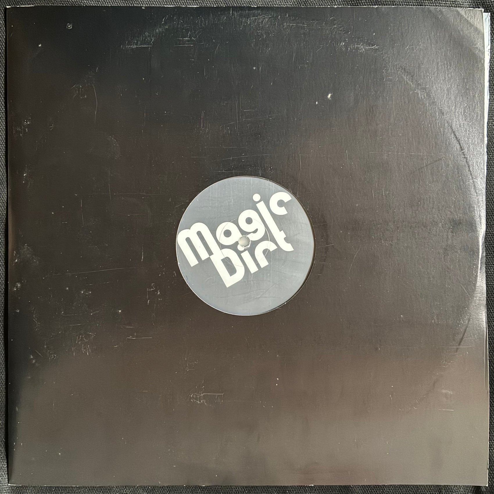 MAGIC DIRT - YOUNG AND FULL OF THE DEVIL (FIRST PRESSING) (USED VINYL 1998 AUS M-/M-)