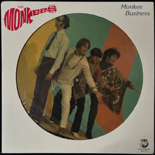Load image into Gallery viewer, MONKEES - MONKEE BUSINESS (PICTURE DISC) (USED VINYL 1982 US M-/EX+)
