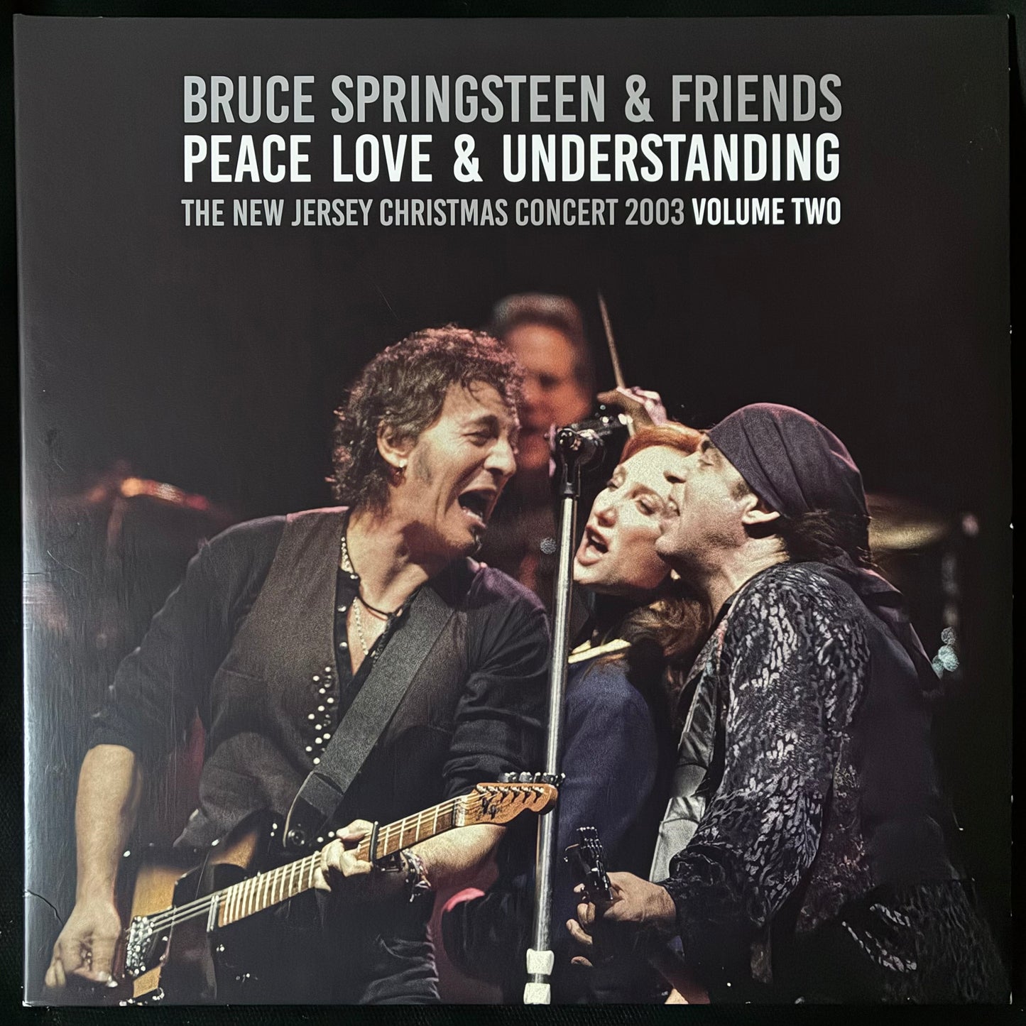 BRUCE SPRINGSTEEN & FRIENDS - PEACE LOVE & UNDERSTANDING : THE NEW JERSEY CHRISTMAS CONCERT 2003 : VOLUME TWO (2LP) (USED VINYL 2020 EU M-/M-)