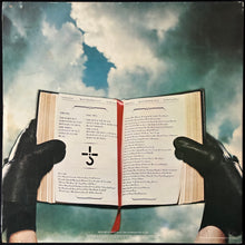 Load image into Gallery viewer, BLUE ӦYSTER CULT - ON YOUR FEET OR ON YOUR KNEES (2LP) (USED VINYL 1975 UK EX+/EX)
