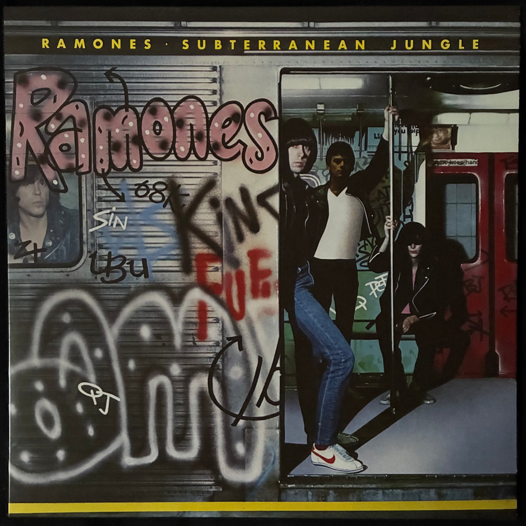 RAMONES - SUBTERRANEAN JUNGLE (PURPLE COLOURED) (USED VINYL 2022 US M-/M-)