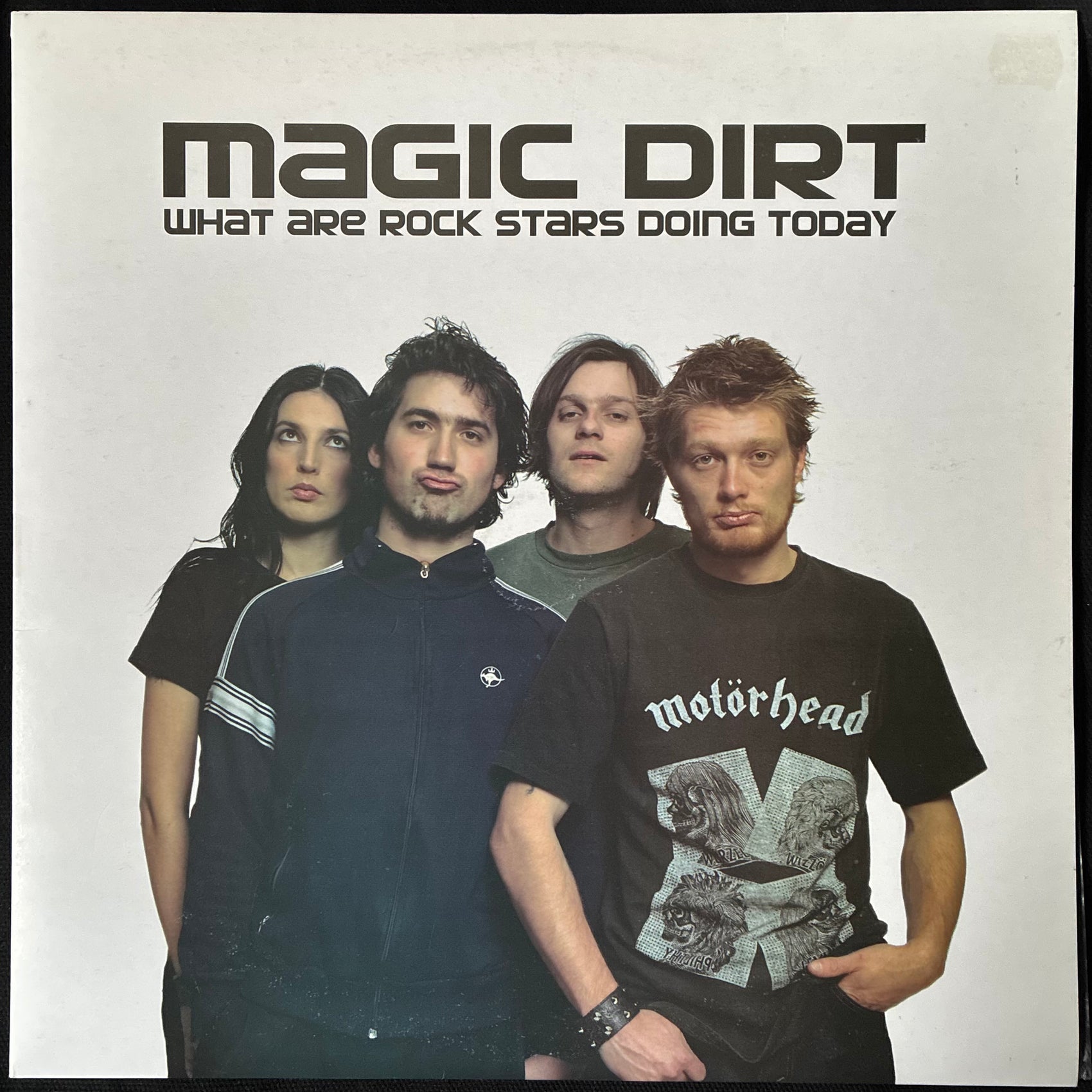 MAGIC DIRT - WHAT ARE ROCK STARS DOING TODAY (SIGNED) (FIRST PRESSING) (USED VINYL 2000 AUS M-/M-)