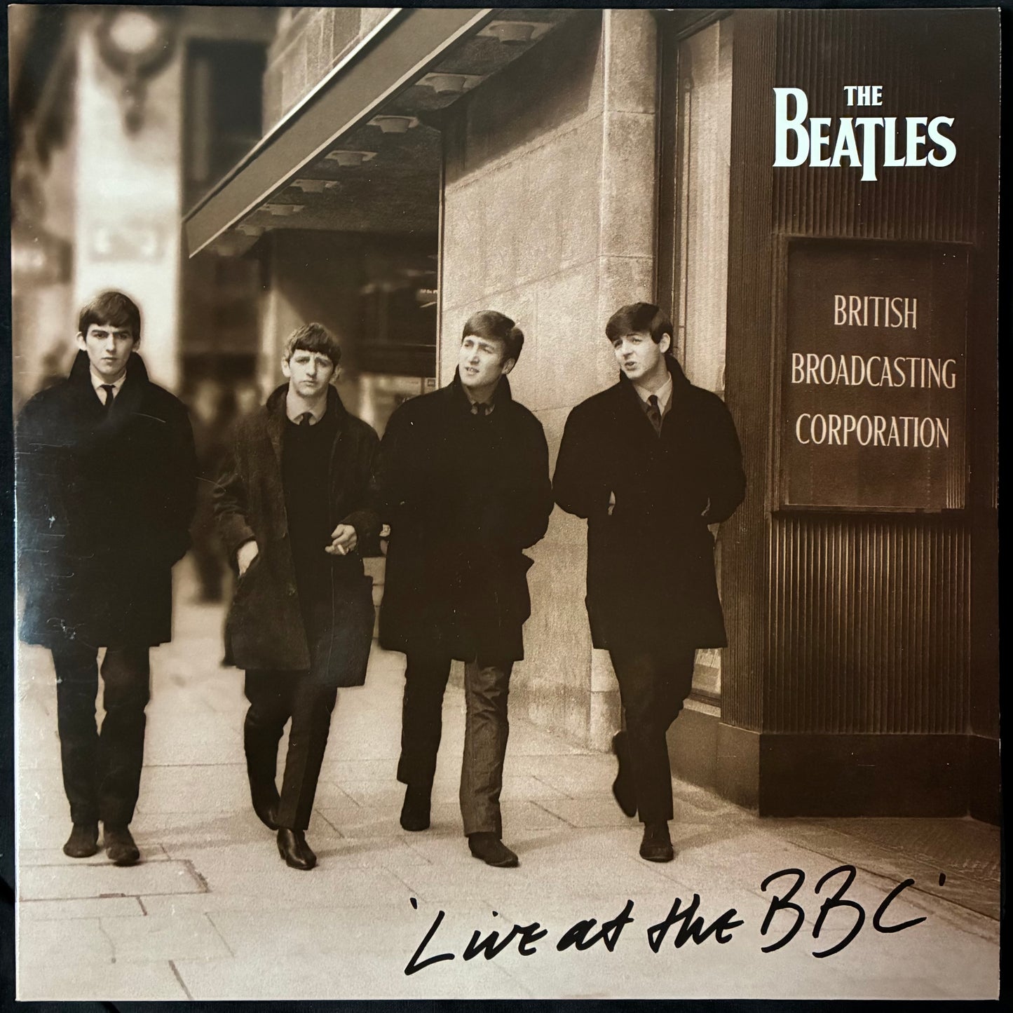 BEATLES - LIVE AT THE BBC (2LP) (USED VINYL 1994 UK/EU M-/M-)