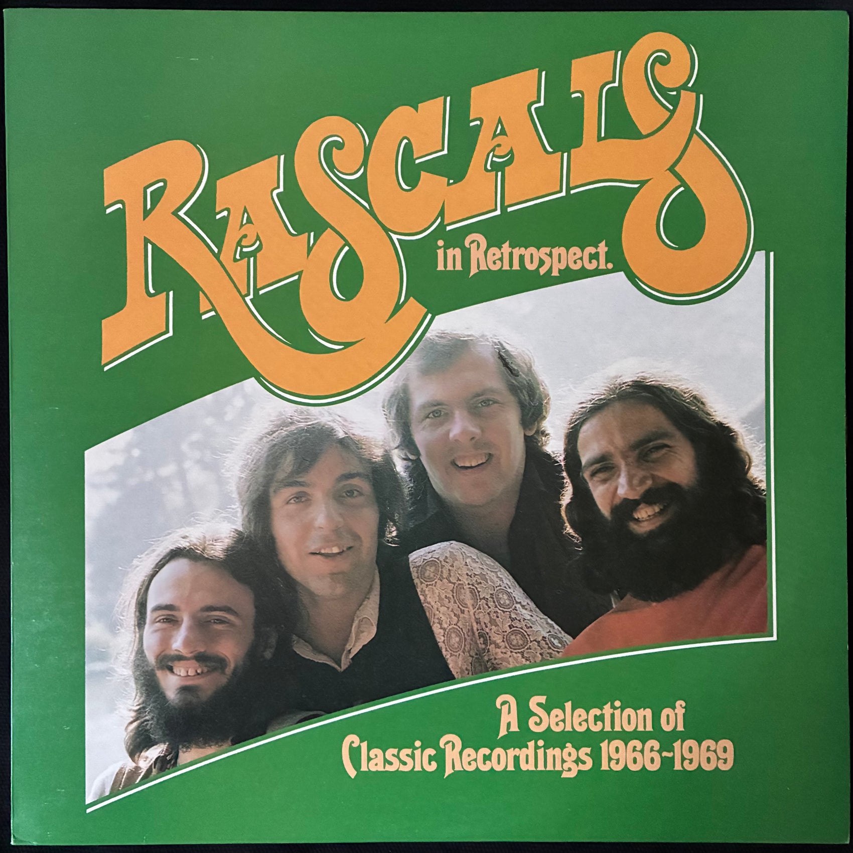 RASCALS - IN RETROSPECT (USED VINYL 1986 AUS M-/M-)