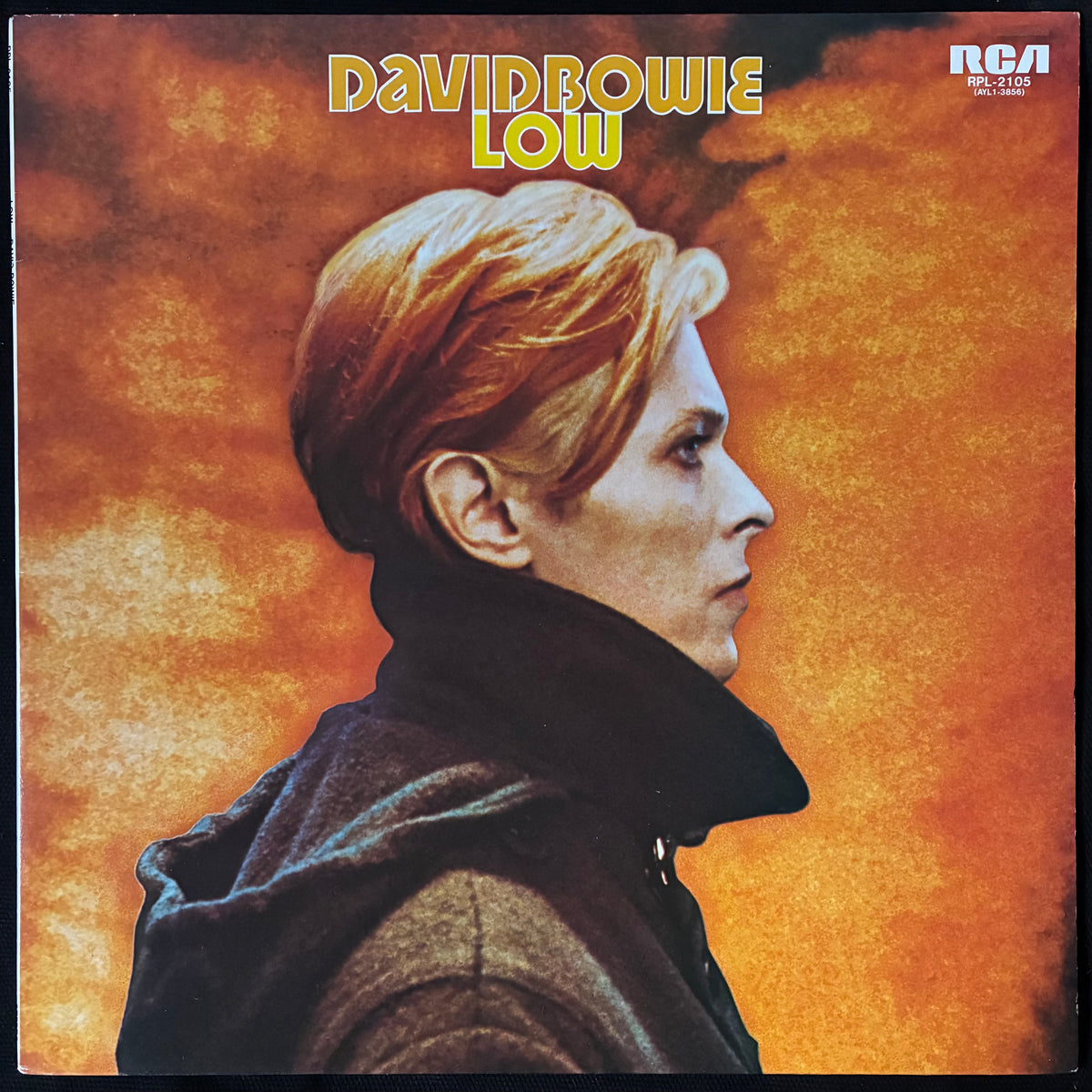 DAVID BOWIE - LOW (USED VINYL 1982 JAPAN M-/M-)