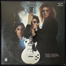 Load image into Gallery viewer, BE-BOP DELUXE - AXE VICTIM (USED VINYL 1974 UK EX/EX-)
