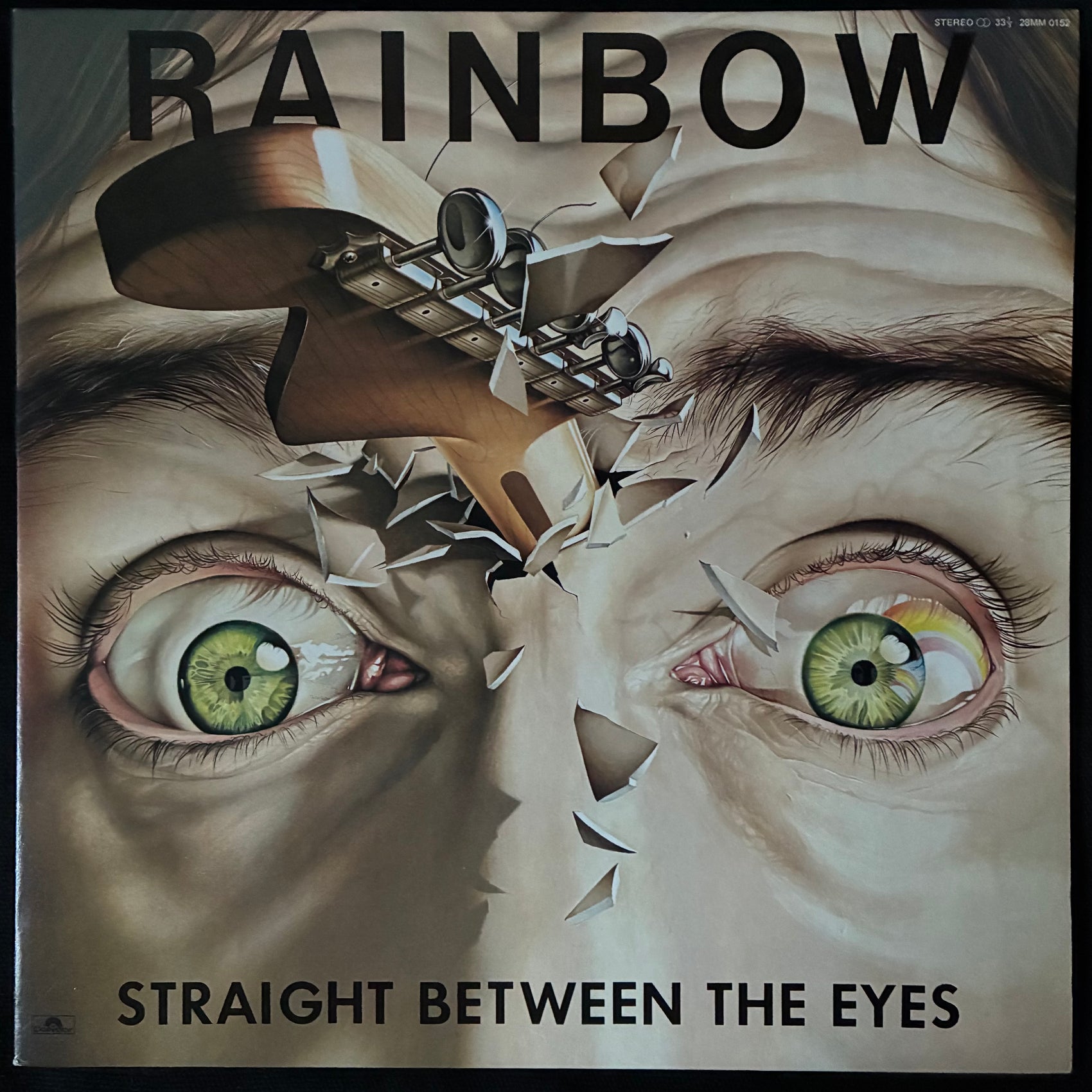 RAINBOW - STRAIGHT BETWEEN THE EYES (USED VINYL 1982 JAPAN M-/M-)