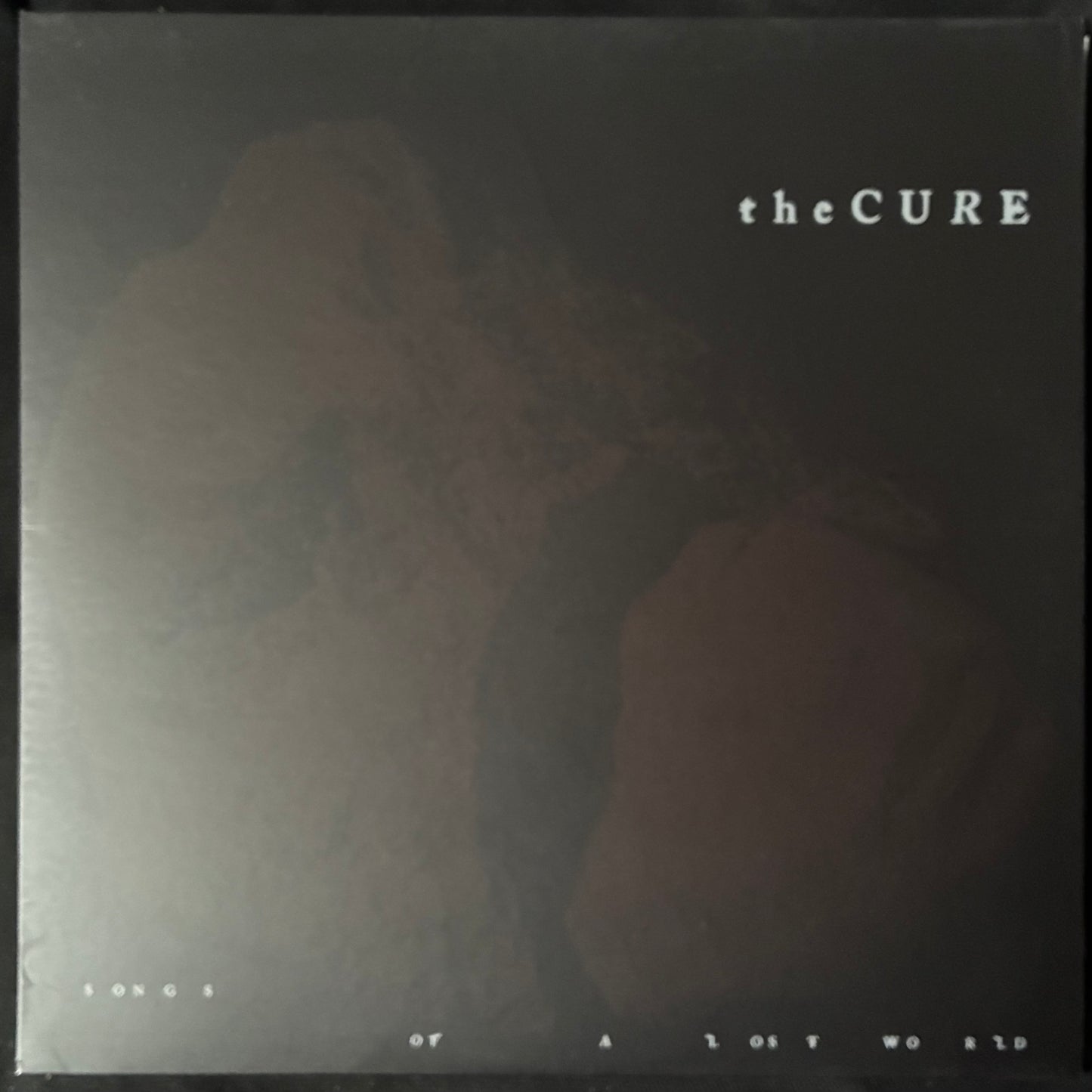 CURE - SONGS OF A LOST WORLD (PICTURE DISC - GLOW IN THE DARK) (USED VINYL 2024 UK M-/M-)